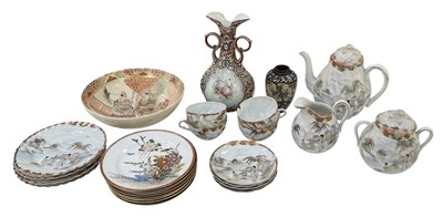 Lot 644 - A collection of Japanese ceramics, including...