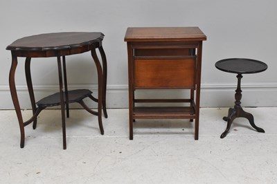 Lot 1176 - An early 20th century occasional table with...