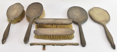Lot 1083 - W I BROADWAY & CO; a George VI hallmarked...