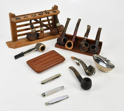 Lot 1321 - A collection of vintage smoking related items,...