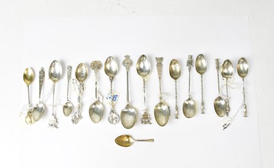 Lot 687 - A collection of hallmarked silver...