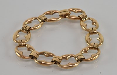 Lot 1507 - A 9ct rose gold hollow anchor link bracelet,...