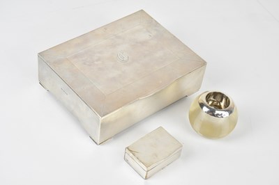 Lot 2273 - PADGETT & BRAHAM LTD; an Elizabeth II heavy...