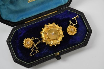 Lot 87 - A Victorian yellow metal seed pearl set...