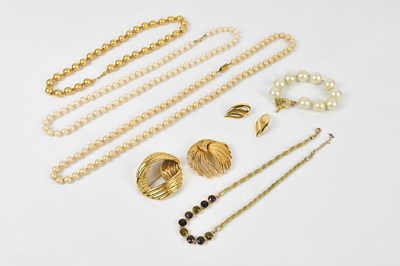 Lot 724 - MONET; a string of vintage circa 1980...