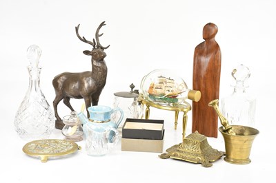 Lot 1787 - A collection of decorative glass and metalware,...