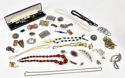 Lot 133 - A collection of Victorian and later costume...
