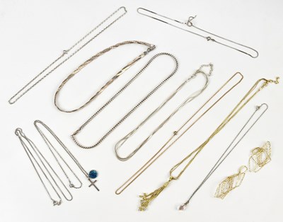 Lot 163 - A collection of sterling silver and white...