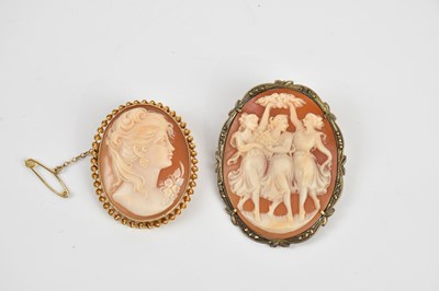 Lot 106 - A 9ct yellow gold cameo brooch, 40 x 30mm, and...