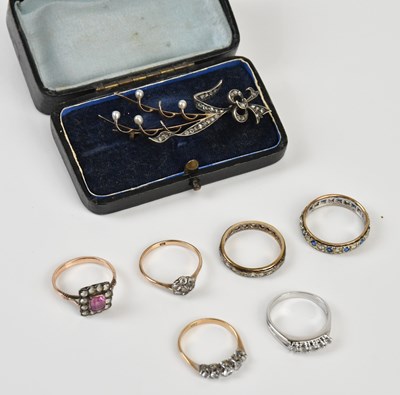 Lot 492 - A Victorian yellow and white metal seed pearl...