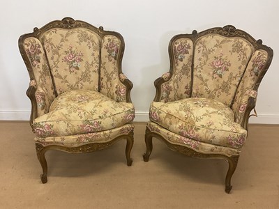 Lot 370 - A pair of early 20th century French giltwood...
