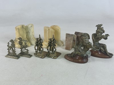 Lot 21 - Six pairs of bookends, comprising two pairs of...