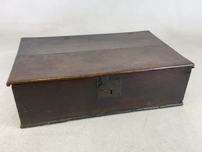 Lot 390 - An 18th century oak bible box, height 20cm,...