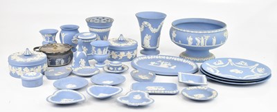 Lot 1688 - WEDGWOOD; a collection of jasperware including...