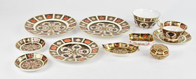 Lot 1722 - ROYAL CROWN DERBY; a collection of 1128...