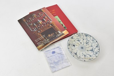 Lot 1551 - A Chinese blue and white porcelain plate from...