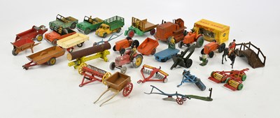 Lot 641 - A collection of diecast vehicles, to include a...