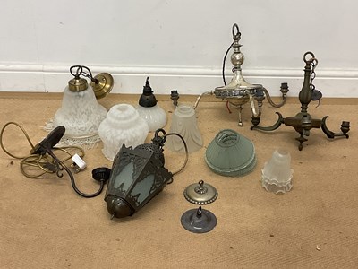 Lot 334 - A quantity of decorative lighting, comprising...