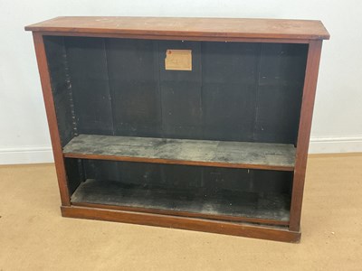Lot 433 - A mahogany open bookcase, height 97cm, width...