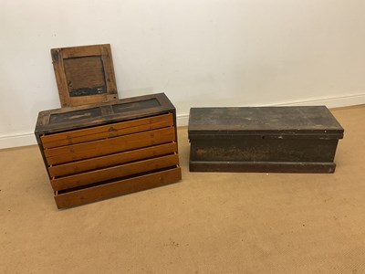 Lot 419 - A wooden carpenters' case and a similar tool...
