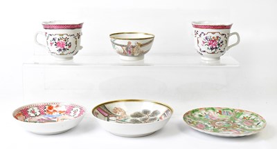 Lot 376 - Chinese wares to include a Famille Rose tea...