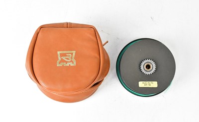 Lot 641 - A Hardy Bros dry fly-fishing alloy reel DT-10,...