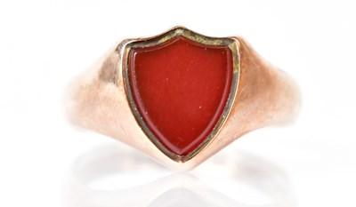Lot 820 - A 9ct yellow gold signet ring set with a...