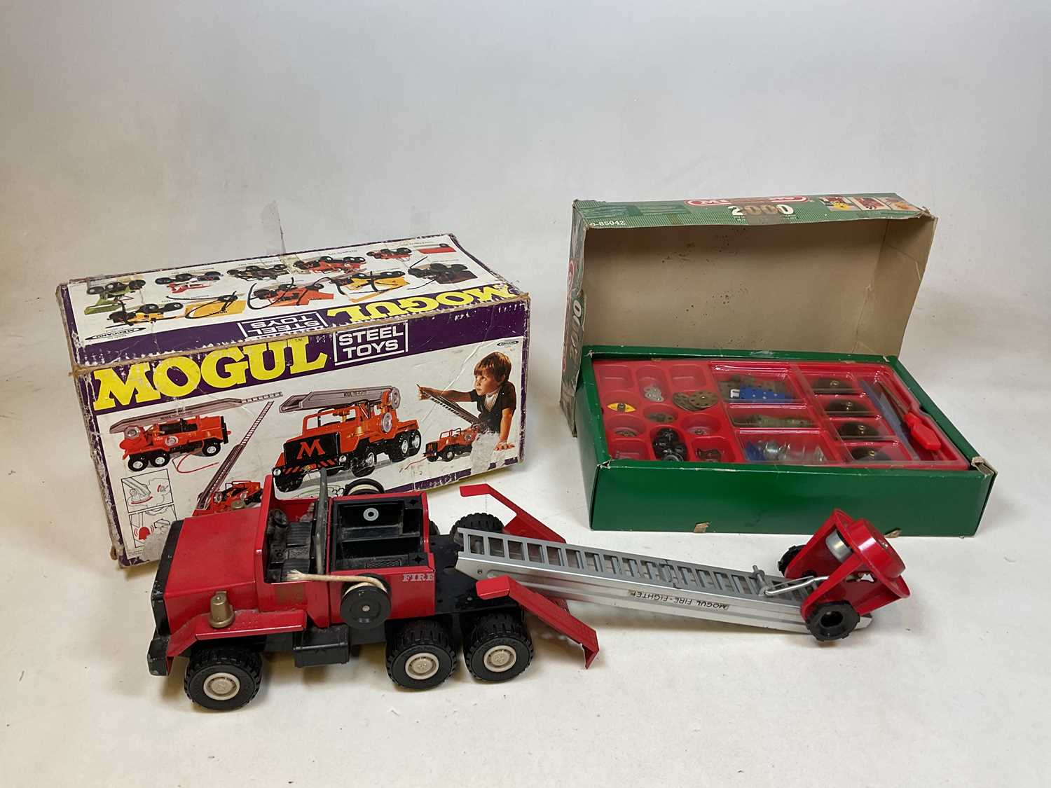 Lot 167 - MECCANO; a boxed 2000 set, and a Mogul Steel...