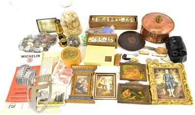 Lot 156 - Various mixed collectibles to include a...