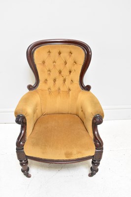 Lot 1213 - A Victorian mahogany frame spoonback elbow...