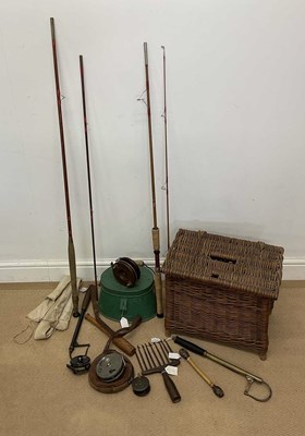 Lot 90 - A small amount of early 20th century fishing...