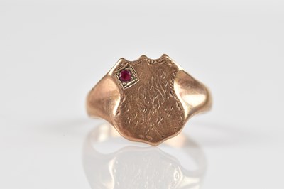 Lot 2529 - A Victorian rose coloured metal signet ring,...