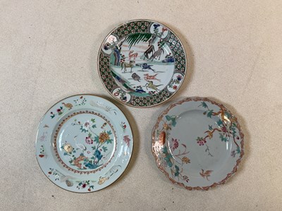 Lot 28 - An 18th century Chinese Famille Verte plate,...