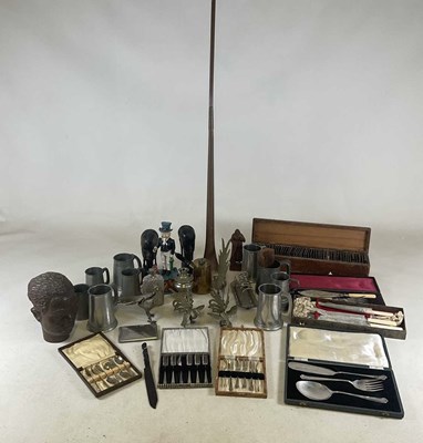 Lot 111 - A collection of pewter and plated items,...