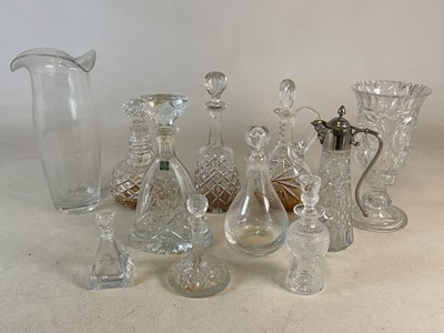 Lot 231 - A quantity of cut crystal and other glassware,...