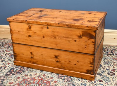 Lot 2924 - A pine blanket chest, with hinged top and...
