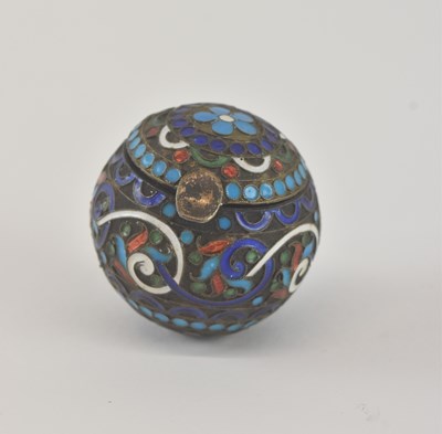Lot 430 - A Russian 84 grade silver and cloisonné enamel...