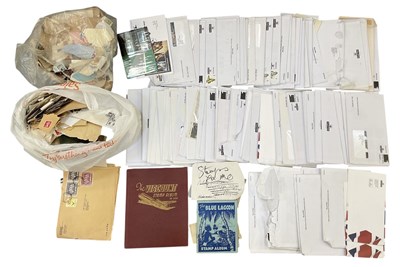 Lot 429 - A collection of approximately one hundred...