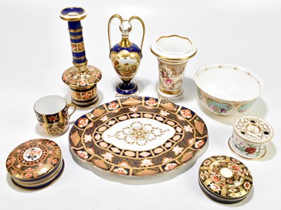 Lot 549 - A collection of 19th century porcelain and ceramics