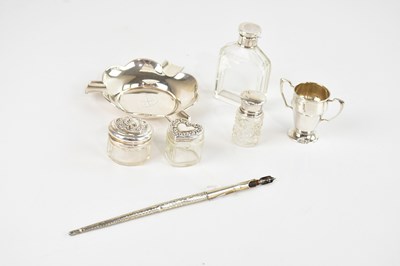 Lot 494 - DEAKIN & FRANCIS LTD; a George V hallmarked...