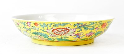 Lot 185 - A Chinese Qing Guangxu period bowl, Famille...
