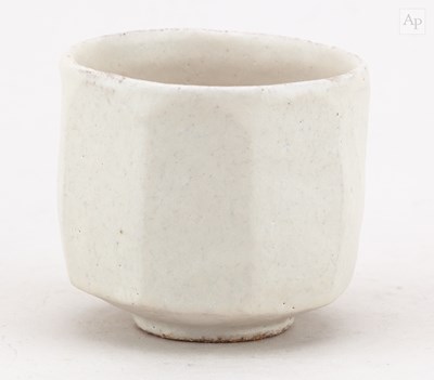 Lot 148 - AKIKO HIRAI (born 1970); a faceted stoneware...