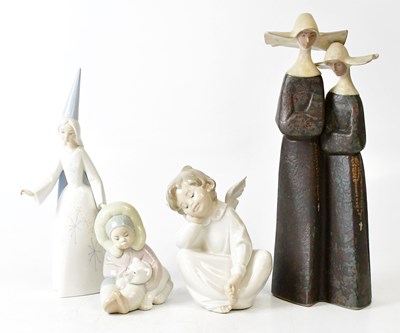 Lot 109 - LLADRÓ; a Gres figure group of two nuns,...