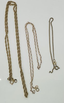 Lot 862 - Two 9ct gold chains, lengths 40cm and 61cm,...