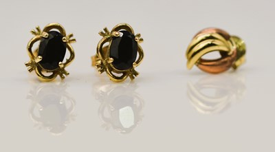 Lot 882 - A pair of 9ct gold sapphire ear studs and a...