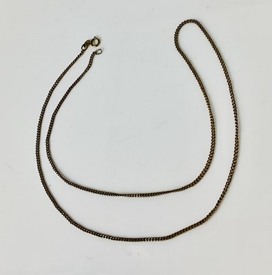 Lot 902 - A 9ct gold chain, length 52cm, approx 4.21g.