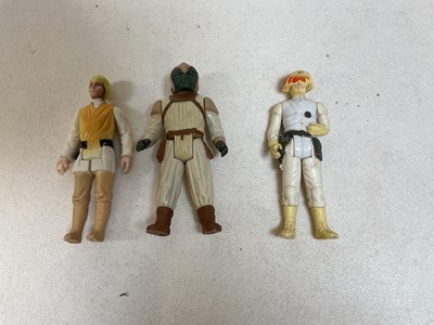 Lot 155 - A group of original plastic Star Wars figures...