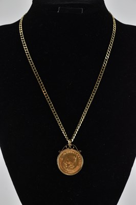 Lot 524 - A 1981 1/2 Krugerrand, 1/2oz fine gold, in 9ct...