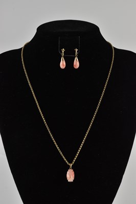 Lot 534 - A 9ct yellow gold belcher link necklace,...