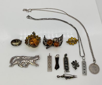 Lot 950 - A group of silver costume jewellery including...